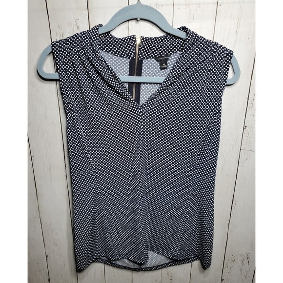 Ann Taylor Womens Size Med Sleeveless Navy Flower Print Blouse Stretchy V-neck - Picture 1 of 7